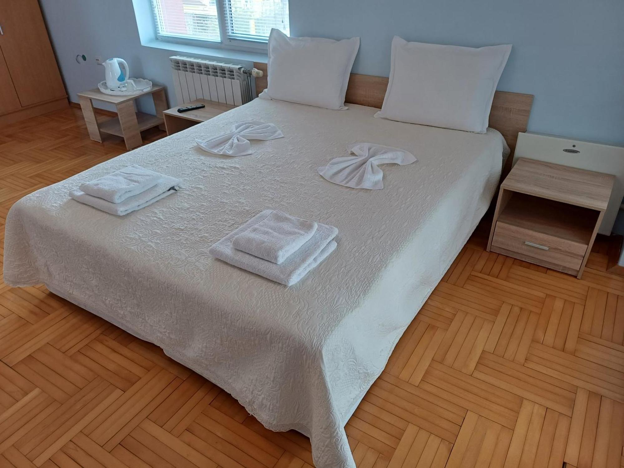 Guest Rooms Deva Burgas Luaran gambar